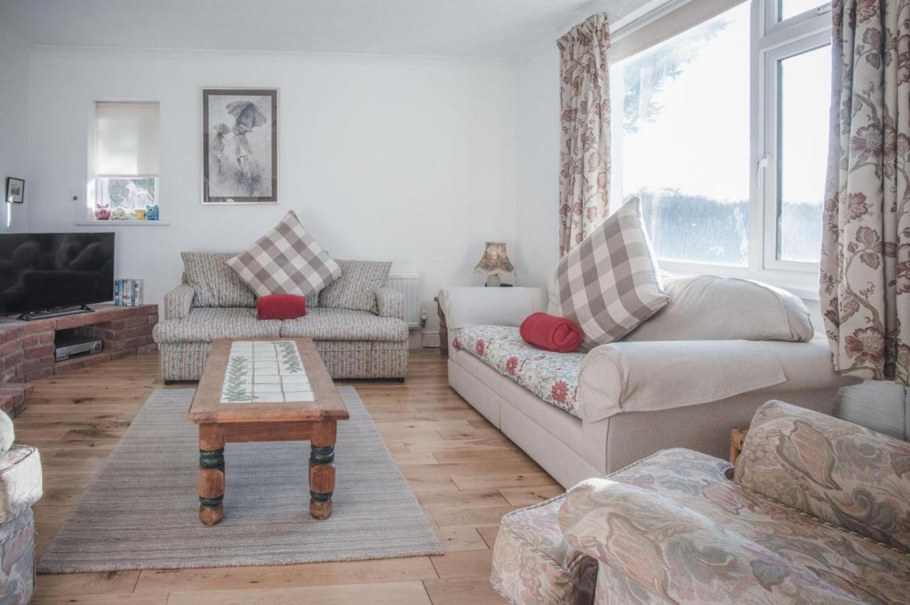 Maytree Cottage - 4 Bedroom Holiday Home - Tenby Exterior foto