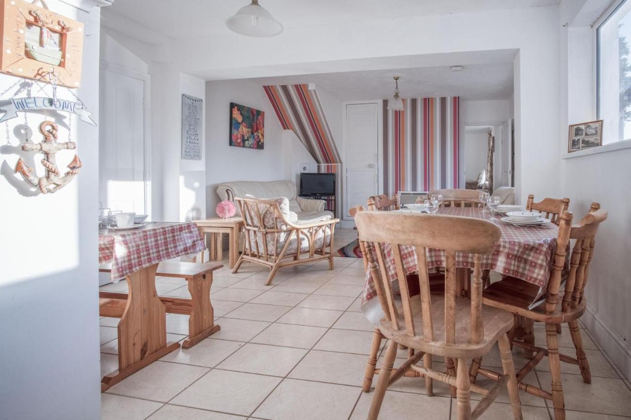Maytree Cottage - 4 Bedroom Holiday Home - Tenby Exterior foto